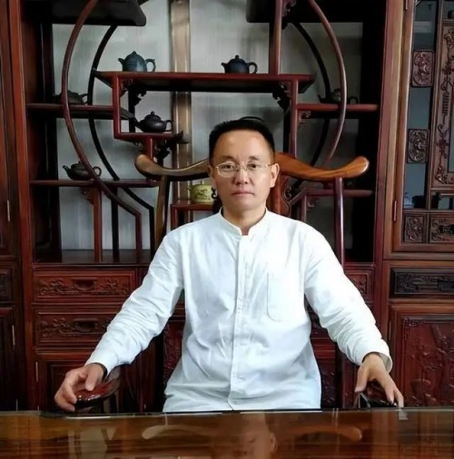 金土皓作词、作曲 : 热爱共产党