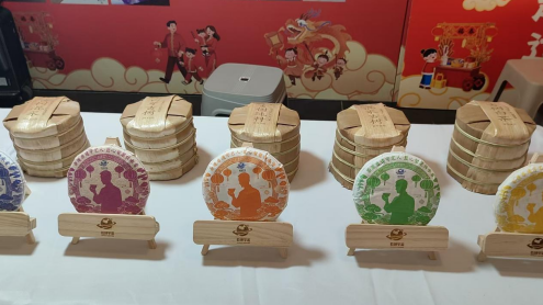 人民新闻专题报道｜管彦龙：重塑五行茶疗认知，推动科学健康饮茶普及