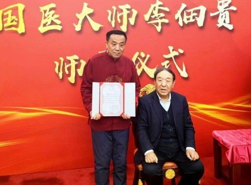 仁心济世承岐黄 月满杏林暖人间—     国医大师闻树忠的中秋情怀